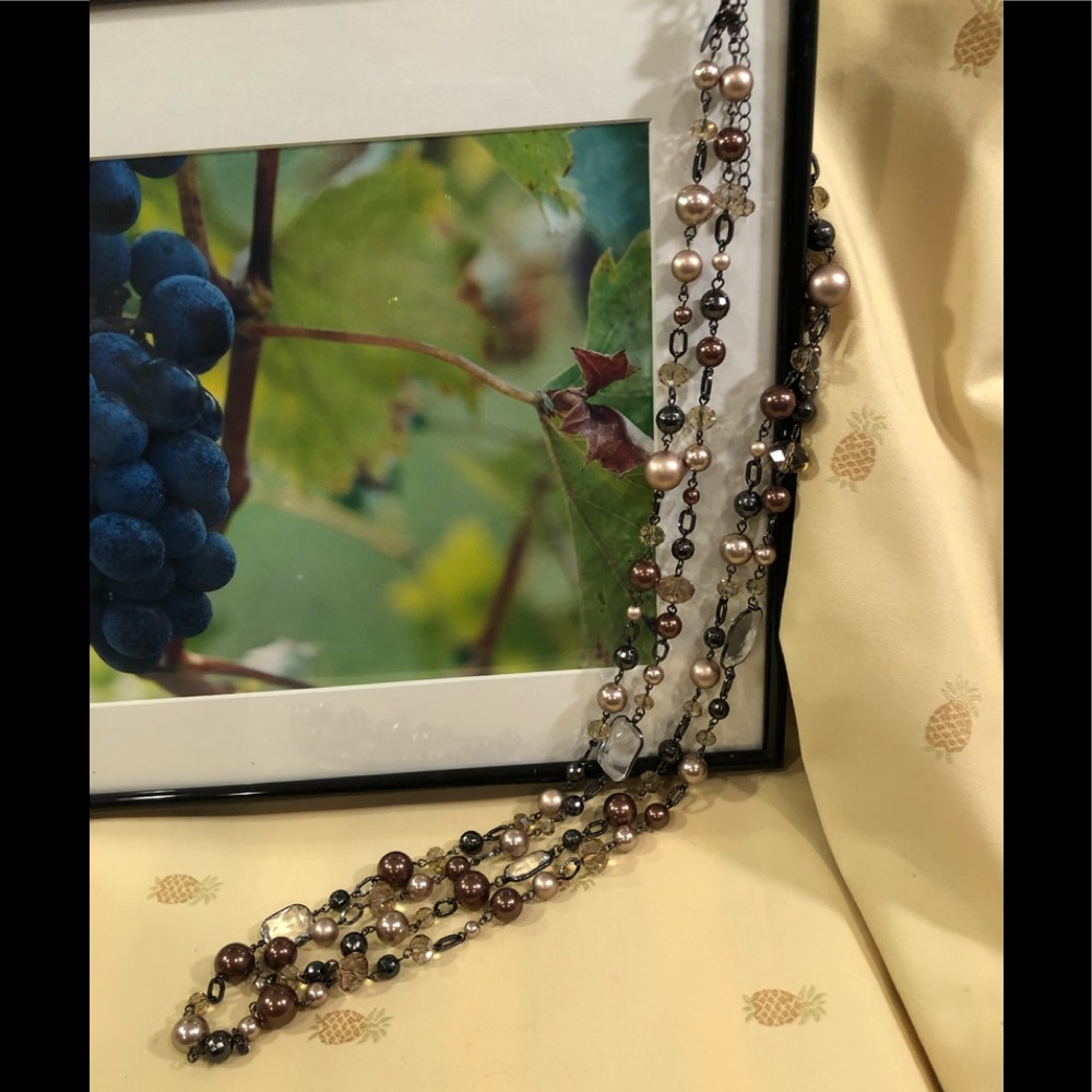 White House Black Market Double  Necklace NWOT